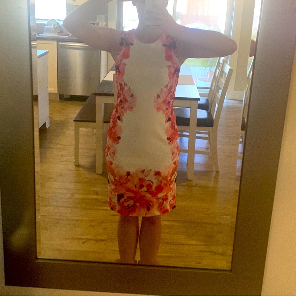 Cute Floral Calvin Klein Dress - Size 4